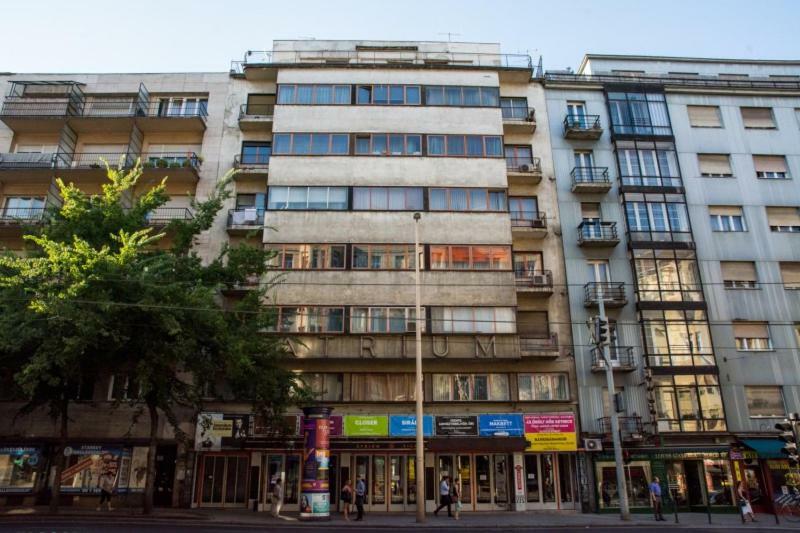 Bright Lights, Big City Studio Budapest Exterior photo